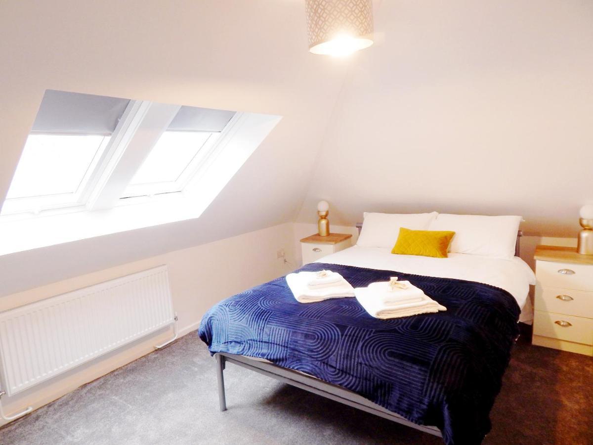 Modern, Well Located En-Suite Rooms With Parking - Orbitat Accommodations CBG Exterior foto